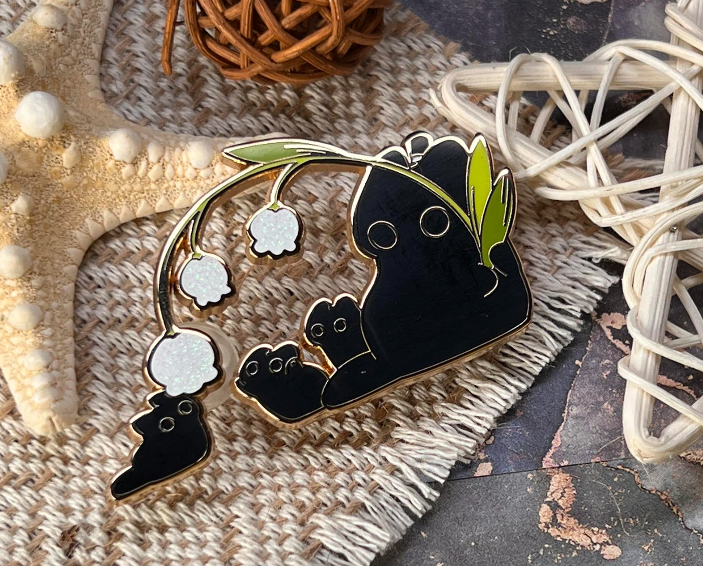 Black Cat Enamel Pin (Lord of the Mysteries)